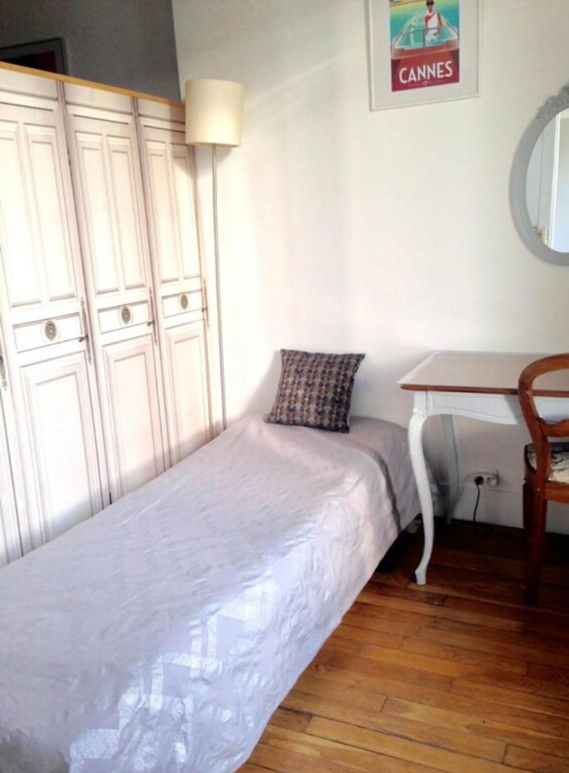 Typiquement Parisien Apartment