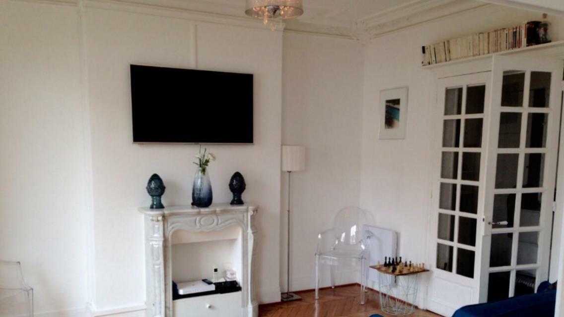 Apartment Typiquement Parisien Paris
